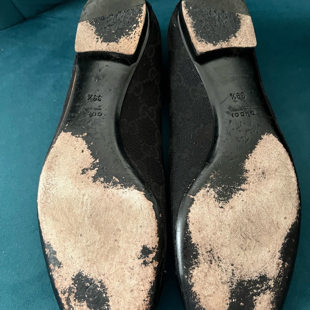 Gucci Women's Black Flats - Picture 3 of 3